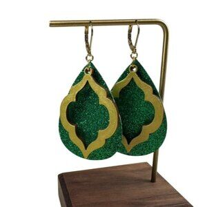 NWT Green Glitter Teardrop Earrings With Gold Filigree Accent And Leverback Hook